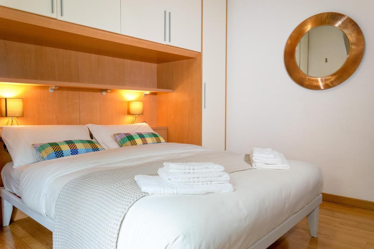 Riva Central Apartment - Free Parking Buitenkant foto